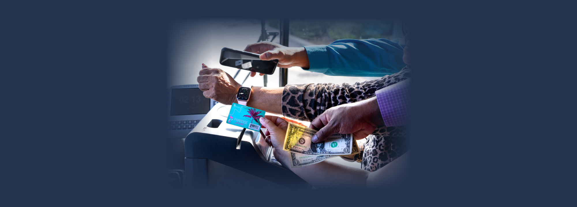 people paying for bus fare with a Fast Fare farebox